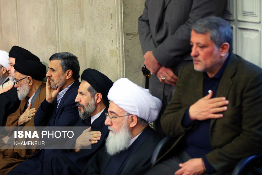 عکس/ حضور محمود احمدی‌نژاد در مراسم ترحیم آیت‌الله هاشمی رفسنجانی