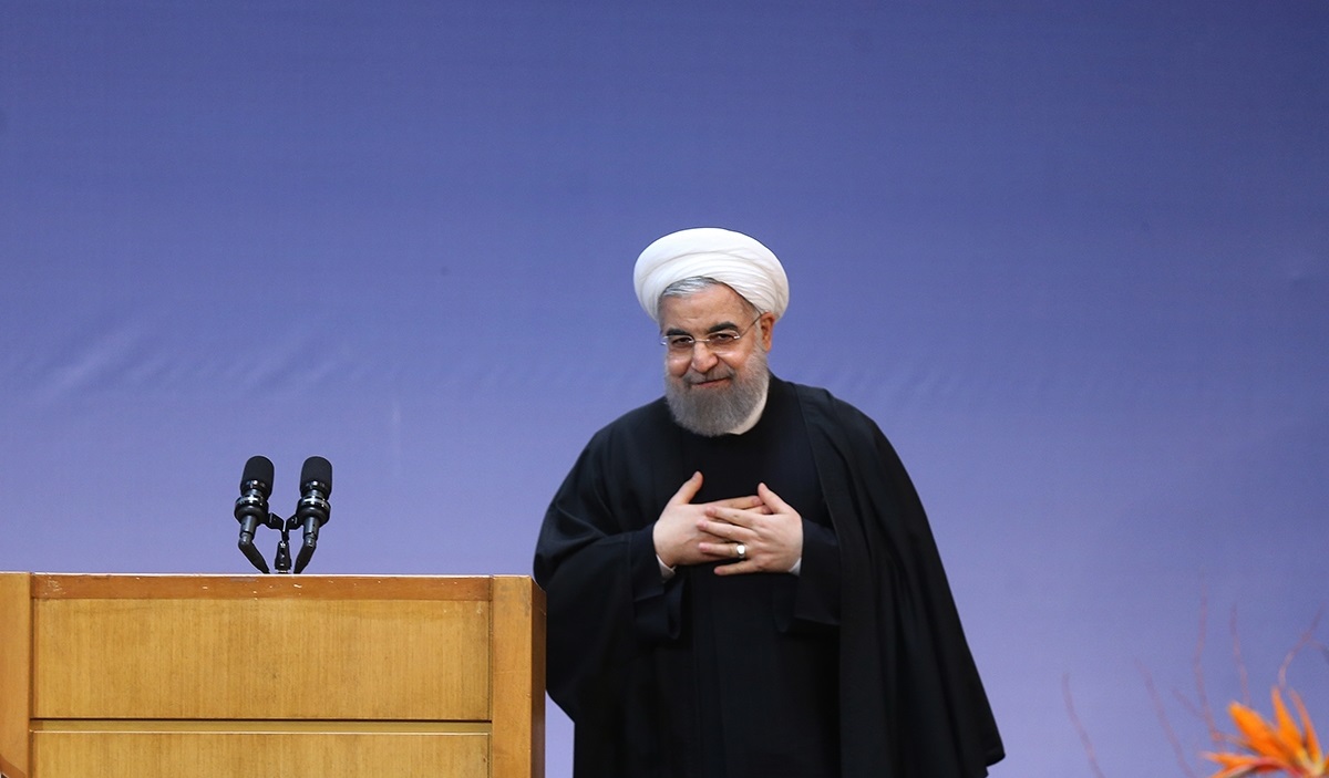 خلیج‌تایمز: بدون‌روحانی، ایران به‌روزهای زمان احمدی‌نژاد باز خواهد گشت