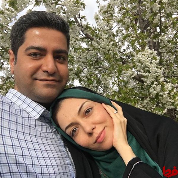 سلفی خانم مجری و شوهرش میان شکوفه‌ها +عکس