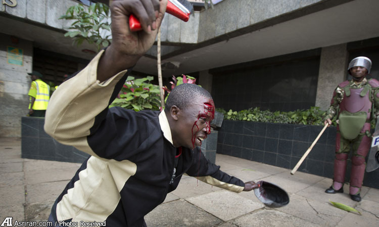 دو تصویر از میزان خشونت پلیس کنیا +تصویر