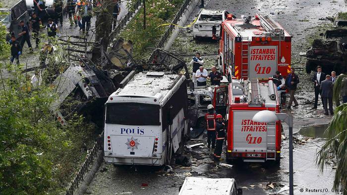 در استانبول ترکیه چه می‌گذرد؟/انفجار خودروی بمب‌‌گذاری‌شده؛ بیش از 40 نفر کشته و زخمی شدند/نشست فوق‌العاده دولت+تصاویر