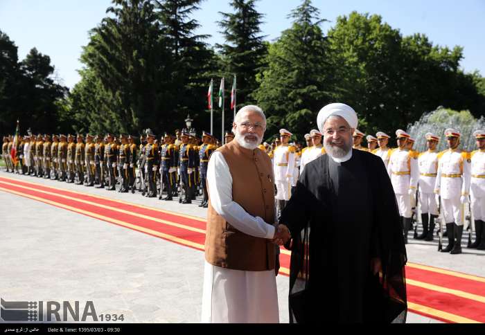 استقبال رسمی روحانی از نخست‌وزیر هند+تصاویر