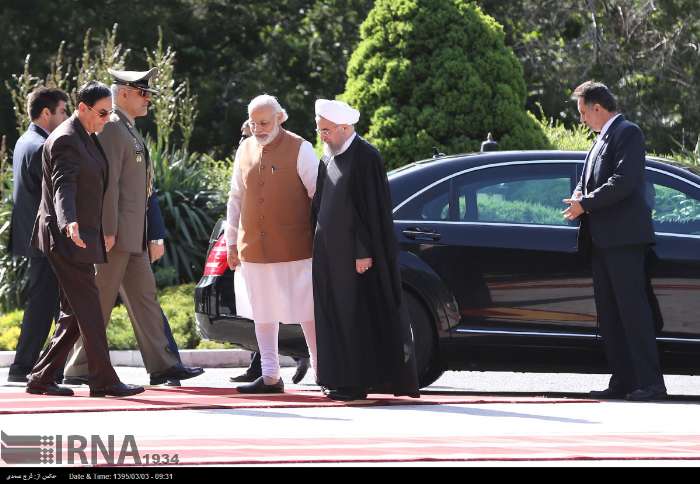 استقبال رسمی روحانی از نخست‌وزیر هند+تصاویر