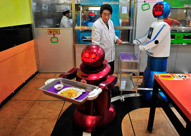 ربات‌های رستوران‌دار+تصاویر