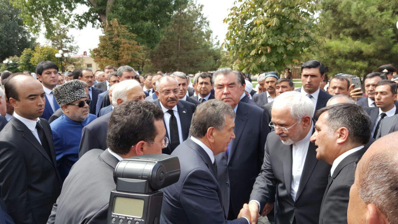 تصاویر/ حضور ظریف در مراسم تشییع رئیس جمهور ازبکستان