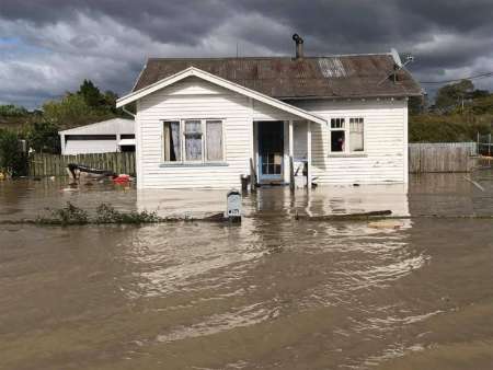 توفان دیبی در نیوزیلند سبب تخلیه هزاران نفر شد+تصاویر