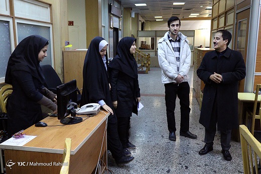 ماجرای دستگیری گزارشگر معروف ایرانی/عکس