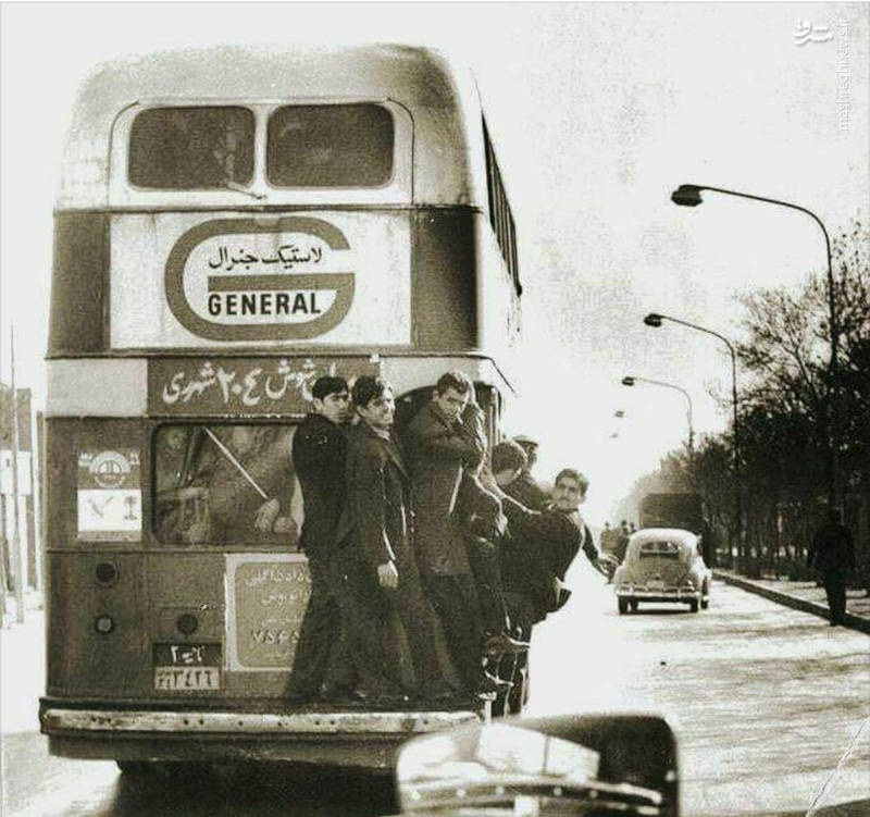عکس/ روش عجیب اتوبوس‌سواری در تهران قدیم!
