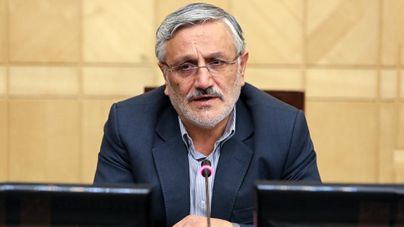 درباره رفع حصر قول‌هایی داده شده است/ احمدی‌نژاد چرا در مورد هزار و یک اتفاق دیگر سکوت کرد؟