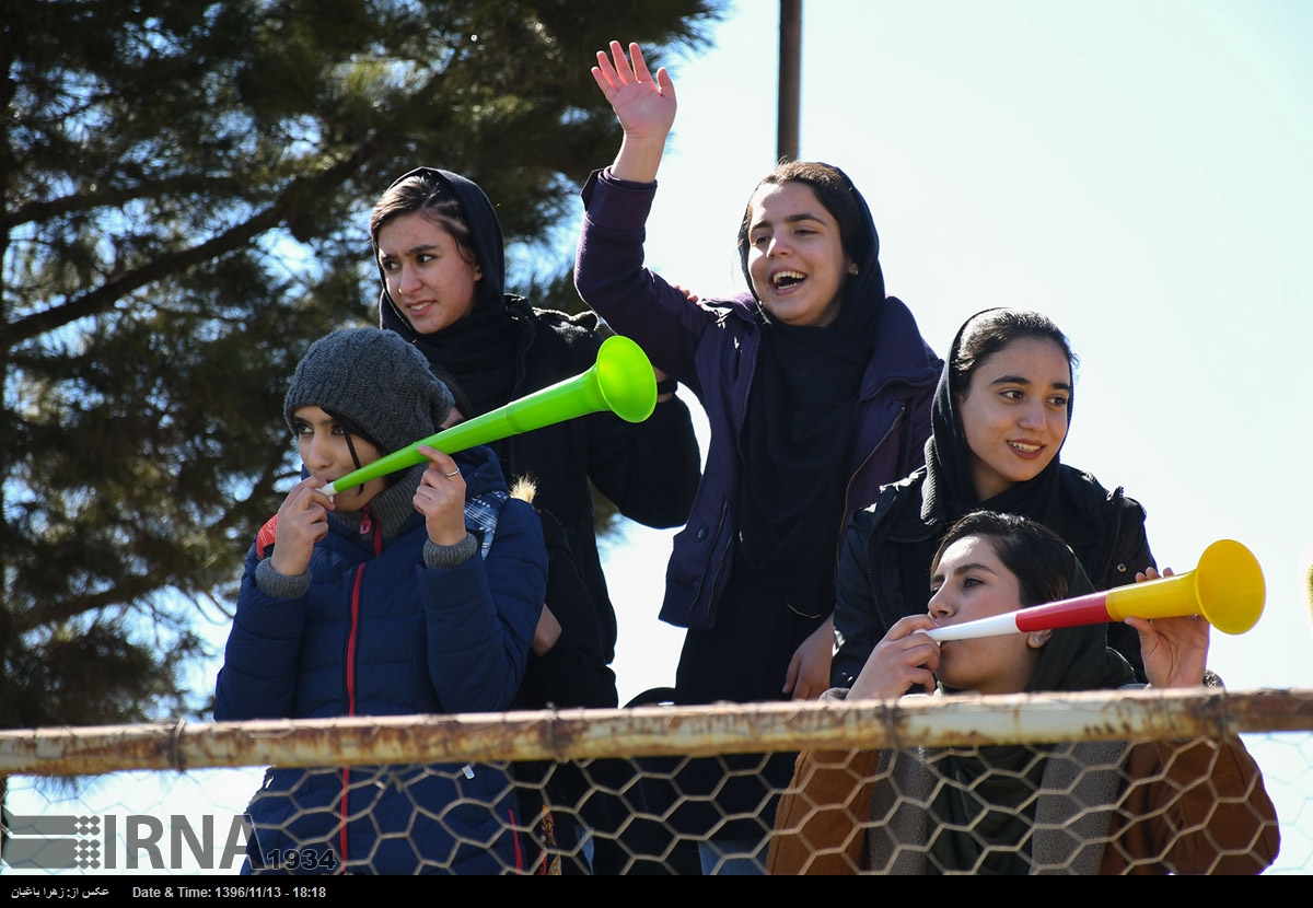 دختران «بوقچی» فوتبال در ایران +عکس