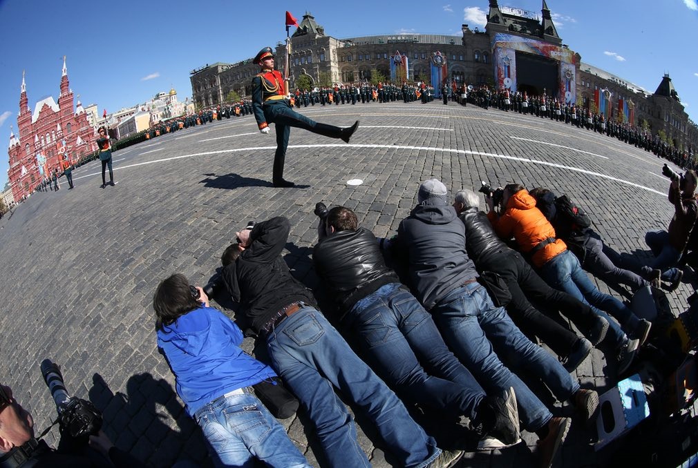 عکس/ جایگاه خاص خبرنگاران در رژه تمرینی ارتش روسیه