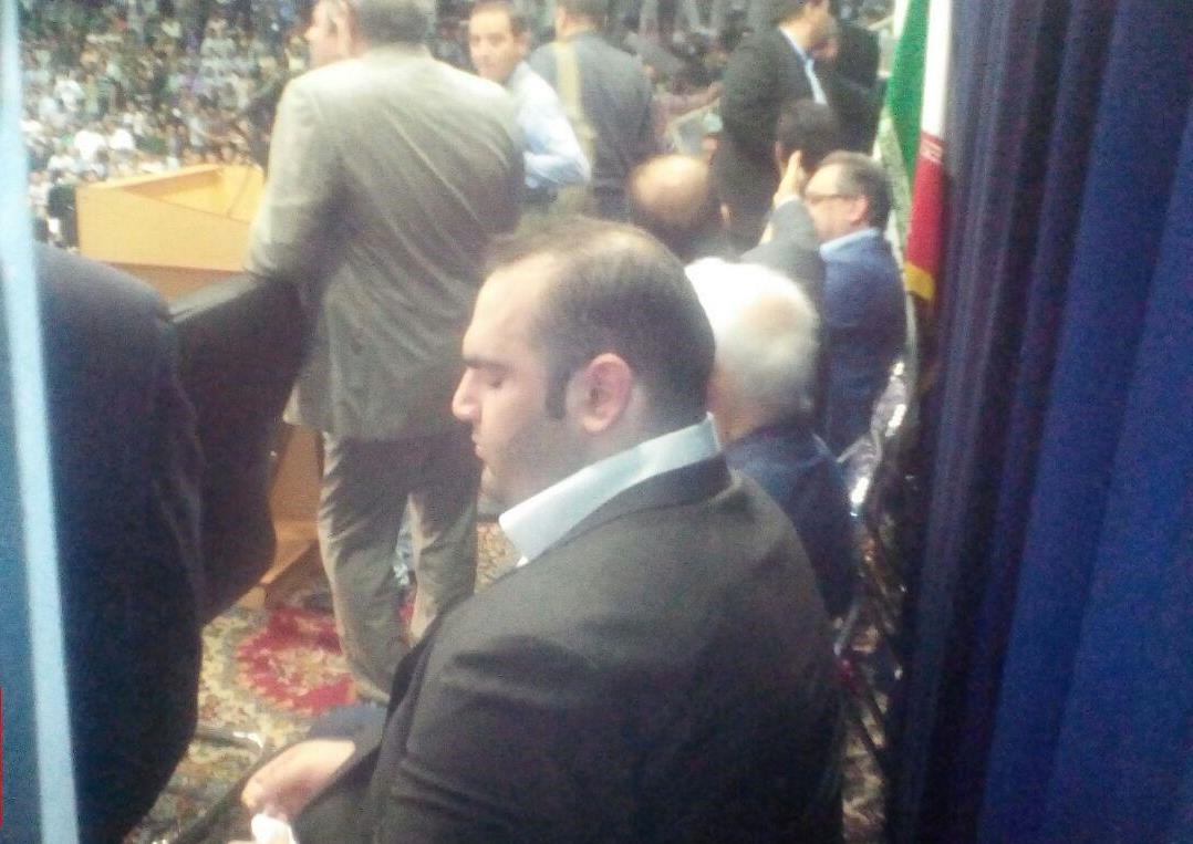 عکس /بهداد سلیمی در جمع هواداران روحانی
