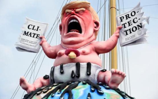 ماکت ترامپ در تظاهرات اعتراضی هامبورگ