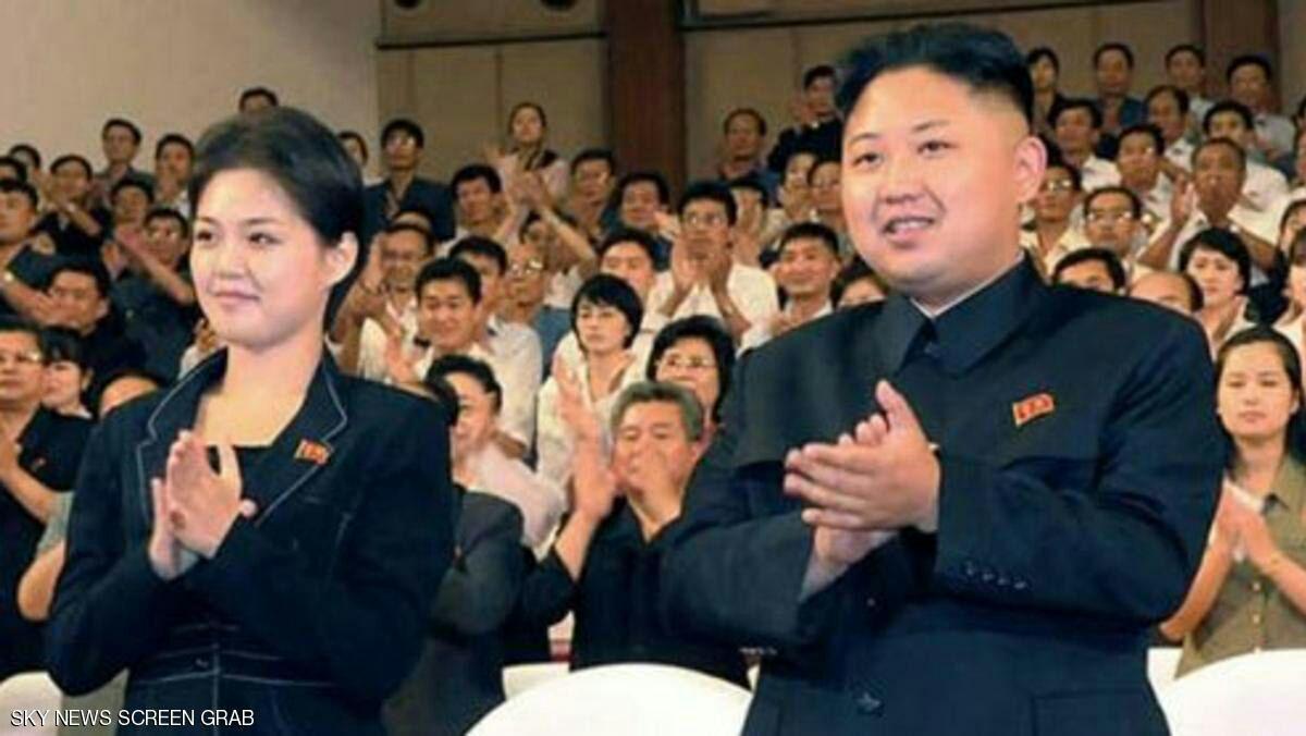 حضور کم سابقه همسر رهبر کره شمالی در یک مراسم/ تصویر