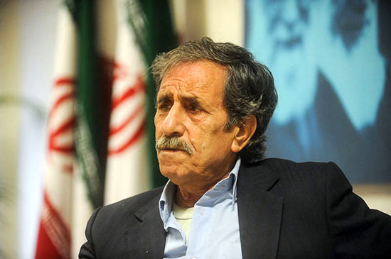 بدل احمدی‌نژاد روی صحنه
