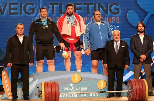 ایران قهرمان وزنه‌برداری جهان در آمریکا شد/حواشی مسابقات+فیلم