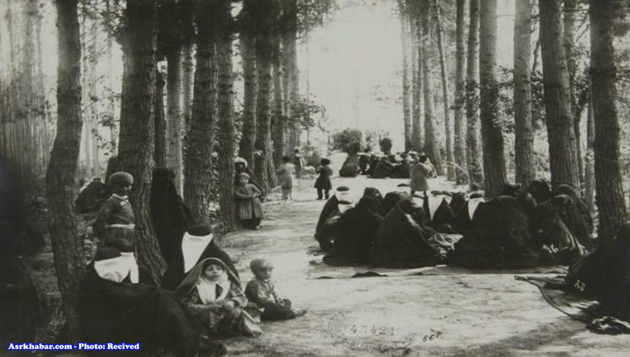سیزده به در، اواخر دوره قاجار/عکس