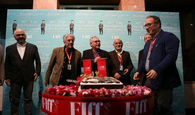 کیک تولد ۱۲۰ سالگی سینما در ایران بریده شد+تصاویر