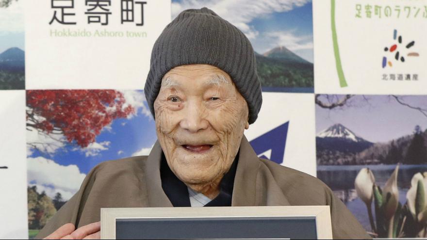 پیرترین مرد جهان در ۱۱۳ سالگی درگذشت+عکس