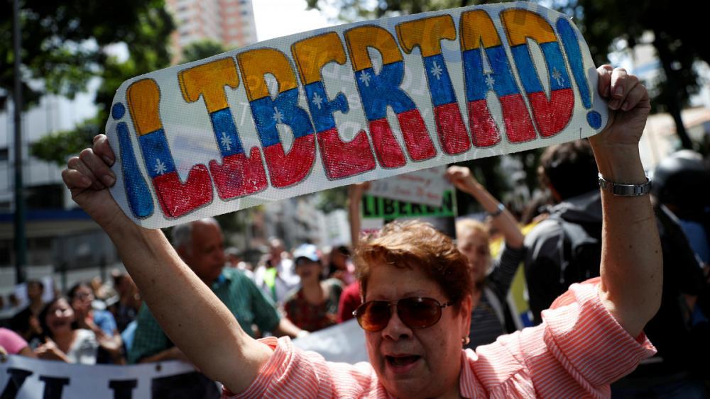 تراژدی در آمریکای لاتین؛ از مهاجرت تا شورش| خوان گوایدو و معترضان چه می‎خواهند؟