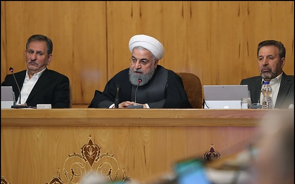 روحانی: همه باید احساس کنیم که در شرایط جنگ هستیم| اهل گفتگو هستیم اما فشار نمی‌پذیریم