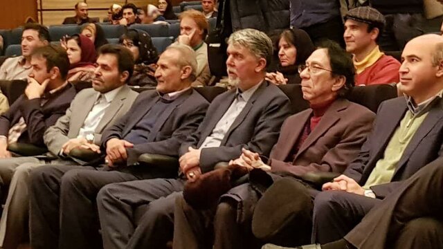 لالایی خوانی پروین بهمنی و حضور وزیر فرهنگ در جشنواره موسیقی فجر