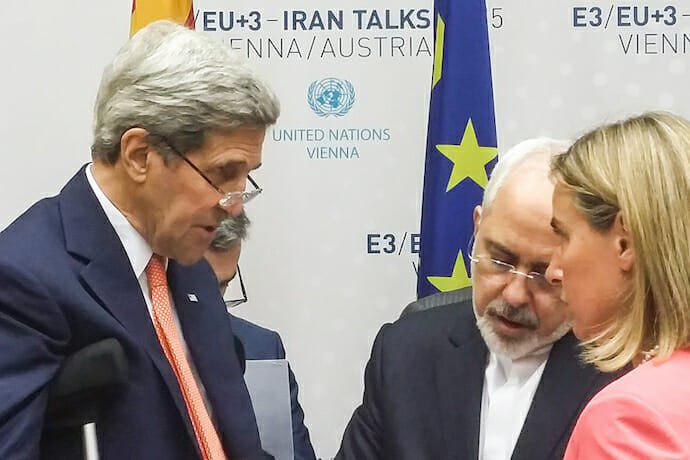 اینترنشنال پالسی دایجست: آمریکا باید شاخه زیتونی برای ایران ارسال کند| کلید صلح در خاورمیانه برقراری و بهبود روابط میان آمریکا با ایران است| آیا تغییر امکان‌پذیر است؟