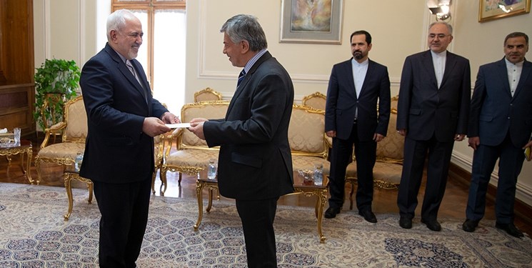 سفیر جدید عراق در تهران رونوشت استوارنامه‌ خود را تسلیم ظریف کرد+عکس