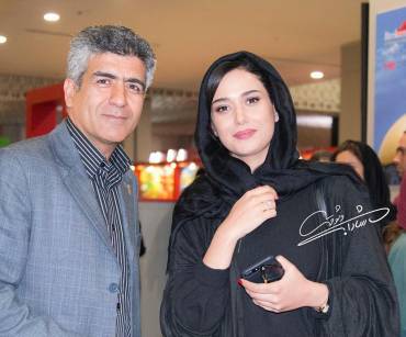 تیپ «پریناز ایزدیاز» در حاشیه جشنواره جهانی فیلم فجر | عکس