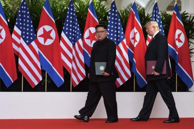 سند تاریخی آمریکا و کره‌شمالی امضا شد/رهبر کره‌شمالی خلع‌ سلاح هسته‌ای را پذیرفت+عکس و فیلم