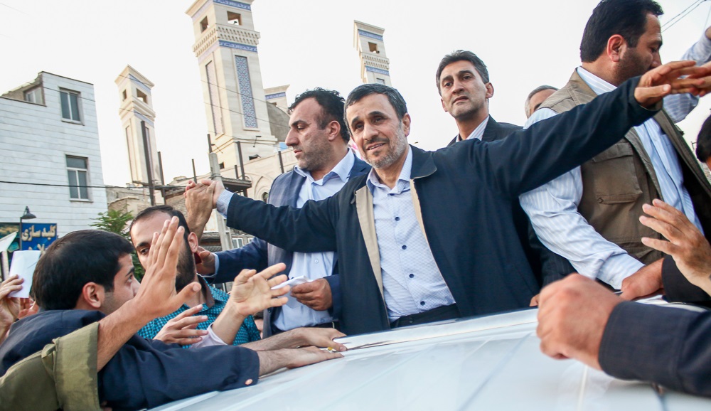 واکنش‎ها به درخواست احمدی‎نژاد برای کناره‎گیری روحانی: اگر روحانی باید برود، احمدی‌نژاد باید اعدام می‌شد!
