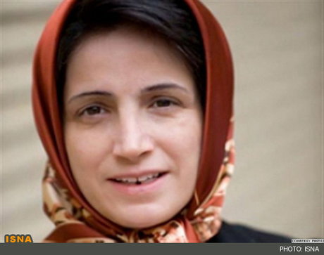 بازداشت موقت نسرین ستوده تمدید شد