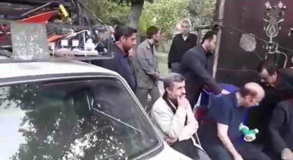 احمدی نژاد در تعزیه خوانی خیابان نارمک + عکس