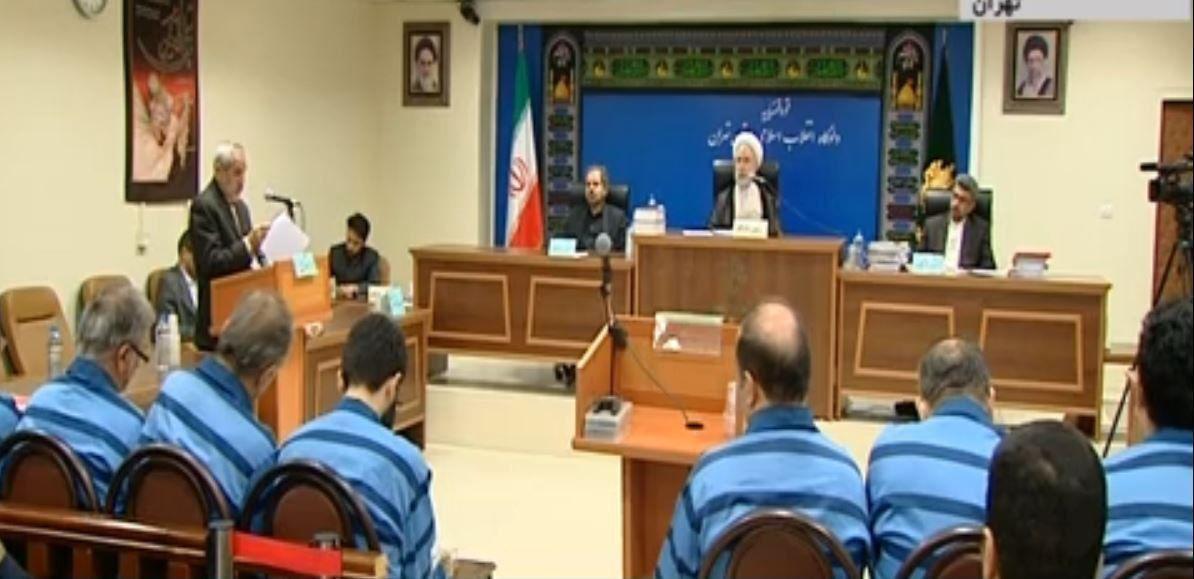 حضور دادستان تهران در دادگاه رسیدگی به متهمان اخلال در توزیع و واردات گوشی تلفن همراه