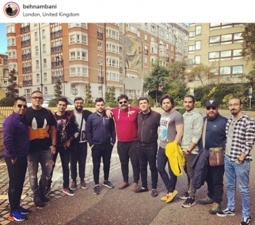 «بهنام بانی» و طرفدارانش در لندن / عکس