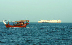 نجات جان ۵ ملوان در آبهای خلیج فارس