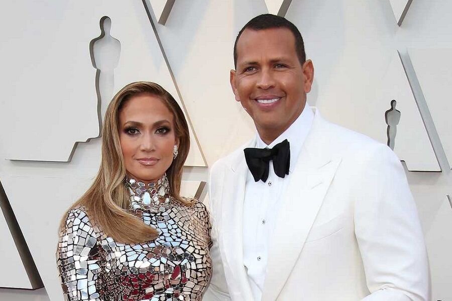 واکنش جنیفر لوپز به ۵۰ساله شدنش +عکس