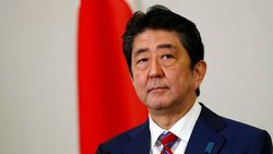 نخست‌وزیر ژاپن سفرش به عربستان و عمان را لغو کرد