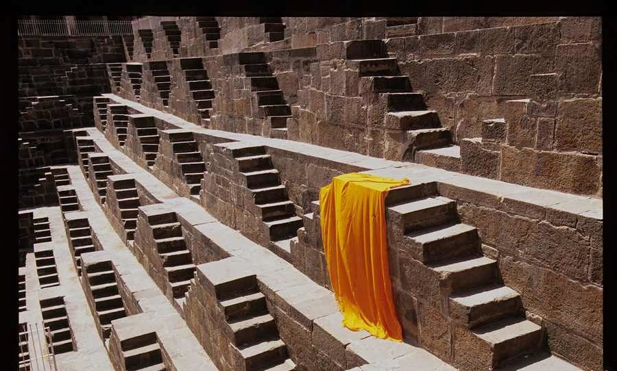 چاه های اسرارآمیزی که رفتن به اعماق آن ها کار هرکسی نیست! +تصاویر چاه های اسرارآمیزی که رفتن به اعماق آن ها کار هرکسی نیست! +تصاویر