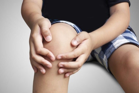 درد جلوی زانو؛ درد در قسمت جلوی زانو بعلت آسیب‌ها و آرتروز زانو