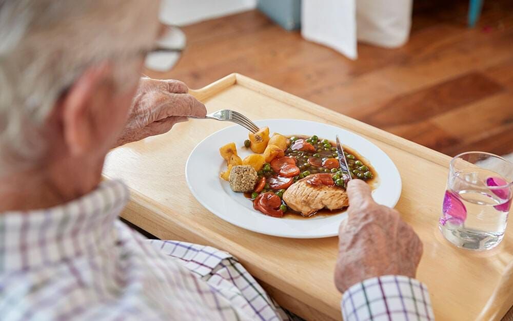 رژیم غذایی مناسب سالمندان