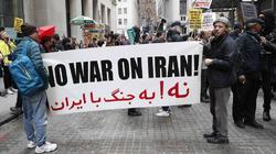 تصمیم ناگهانی ترامپ برای مذاکره بدون پیش‌شرط با ایران؛ چرا اکنون آمریکا می‌خواهد مذاکره کند؟