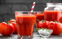 کاهش فشار خون و کلسترول با مصرف روزانه آب گوجه فرنگی