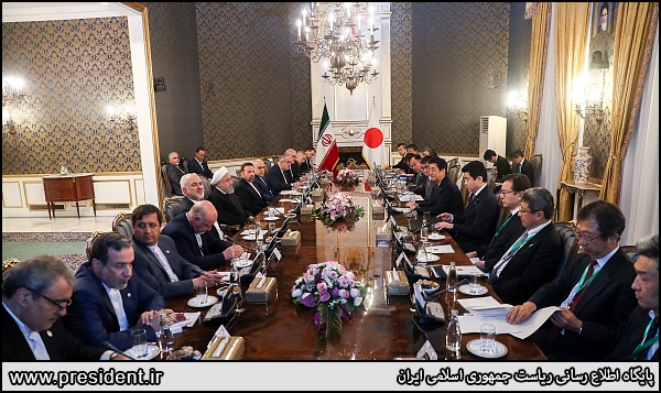 استقبال روحانی از سرمایهگذاری ژاپن در جنوب ایران| قدردانی «آبه» از ایران بخاطر پایبندی به برجام استقبال روحانی از سرمایهگذاری ژاپن در جنوب ایران| قدردانی «آبه» از ایران بخاطر پایبندی به برجام