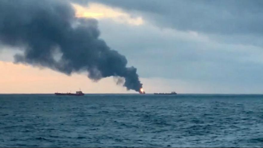 تنش تازه در خاورمیانه؛ حمله به ۲ نفتکش در دریای عمان| انتقال خدمه نفتکش‌ها به ایران