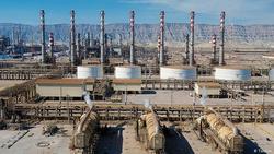 آژانس بین‌المللی انرژی: کاهش صادرات نفت ایران به پایین‌ترین حد در 30 سال اخیر