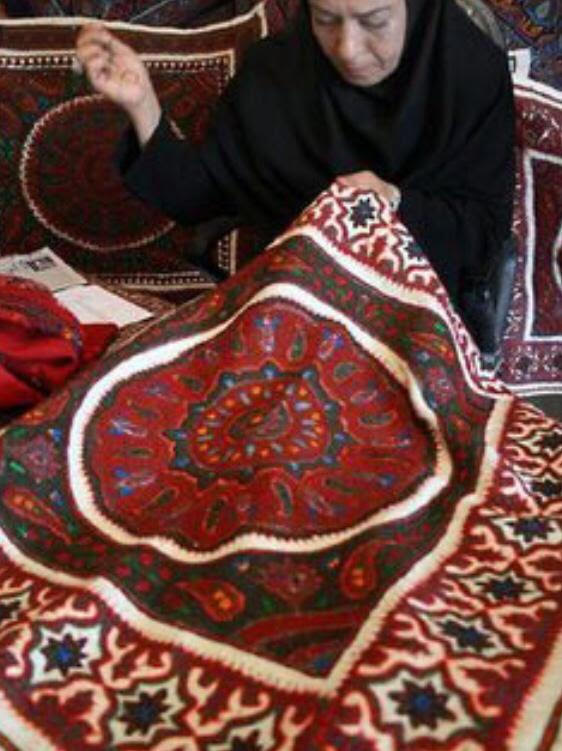 ضرورت استفاده از شناسنامه كالا براى صنايع دستى ايرانى