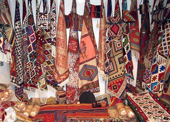 ضرورت استفاده از شناسنامه كالا براى صنايع دستى ايرانى