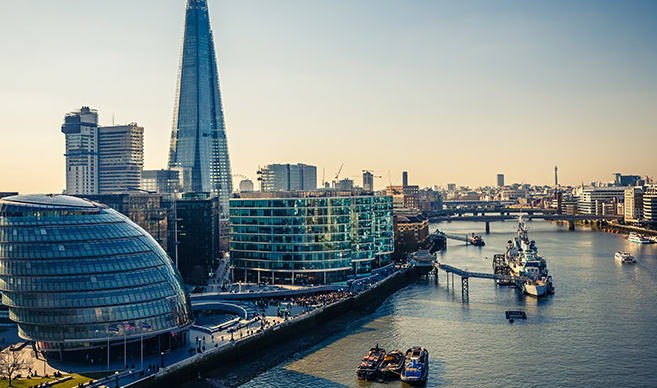 برنامه‌ای برای سفر به استکهلم، دوسلدورف و لندن