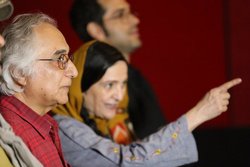 گلاب آدینه و شمس لنگرودی در مراسم اکران مردمی یک فیلم+عکس